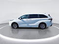 2023 Toyota Sienna LE