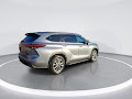 2021 Toyota Highlander Hybrid Limited