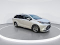 2024 Toyota Sienna Hybrid Platinum