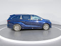 2024 Toyota Sienna Hybrid XLE