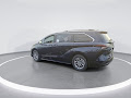 2025 Toyota Sienna Hybrid LE