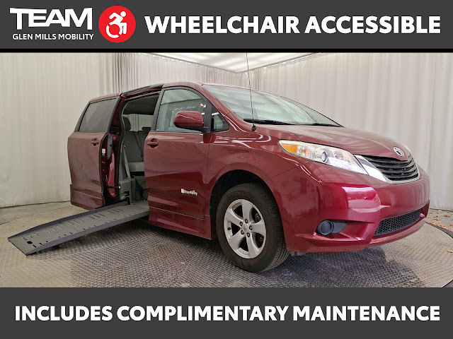 2012 Toyota Sienna LE AAS