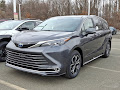 2025 Toyota Sienna Platinum